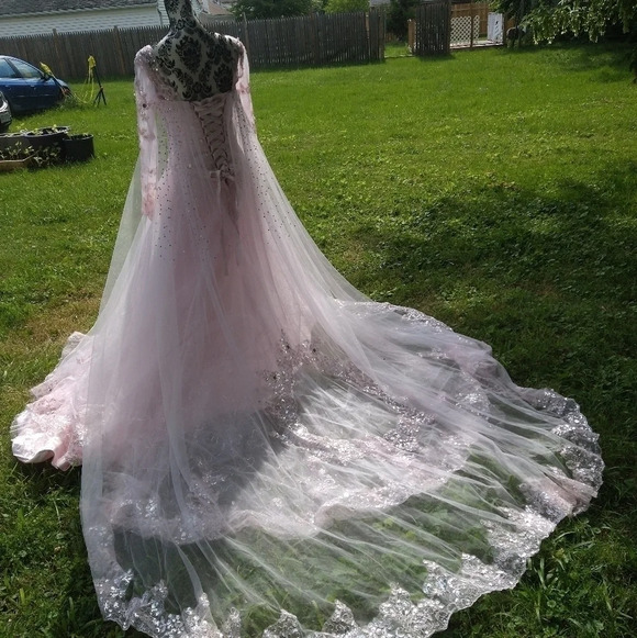 Amazing regal princess dress EUC ❤️ - Picture 7 of 14